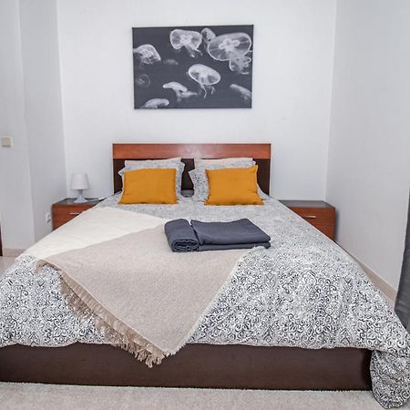 Charming Private Rooms In An Apartment A2 Penha - Faro Exterior photo