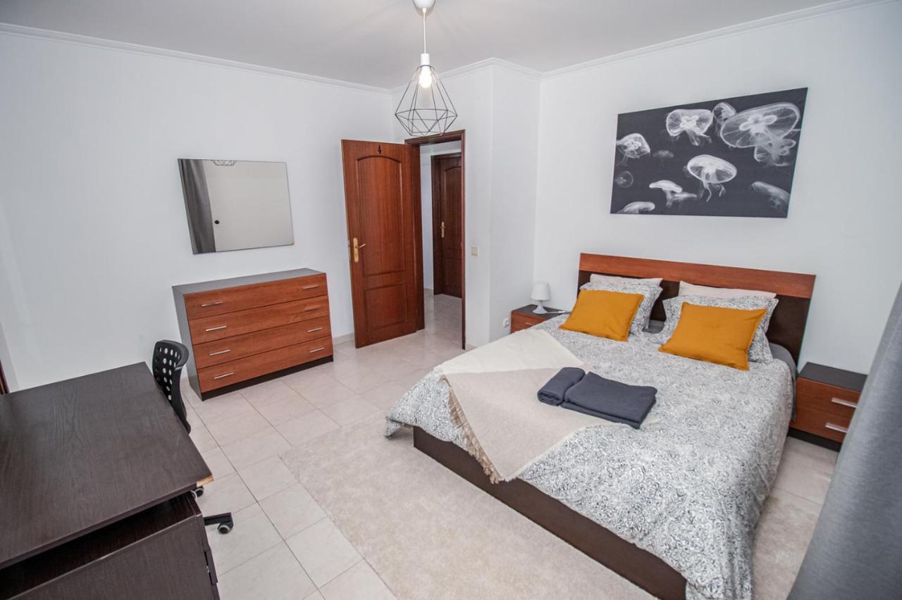 Charming Private Rooms In An Apartment A2 Penha - Faro Exterior photo