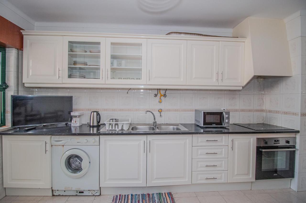 Charming Private Rooms In An Apartment A2 Penha - Faro Exterior photo